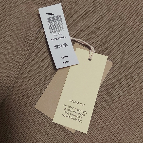 NWT wilfred treasures turtleneck - Picture 4 of 7